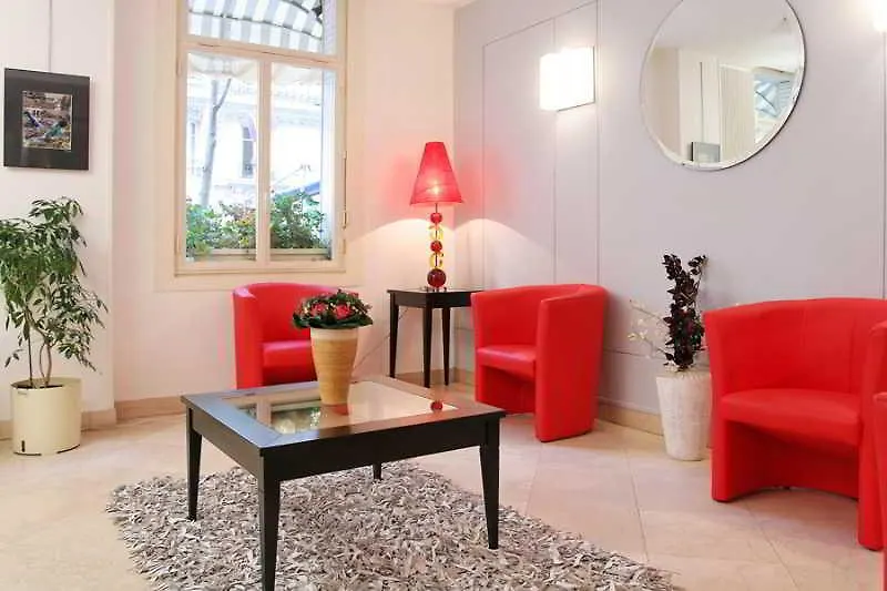 Chouette Hotel 3*
